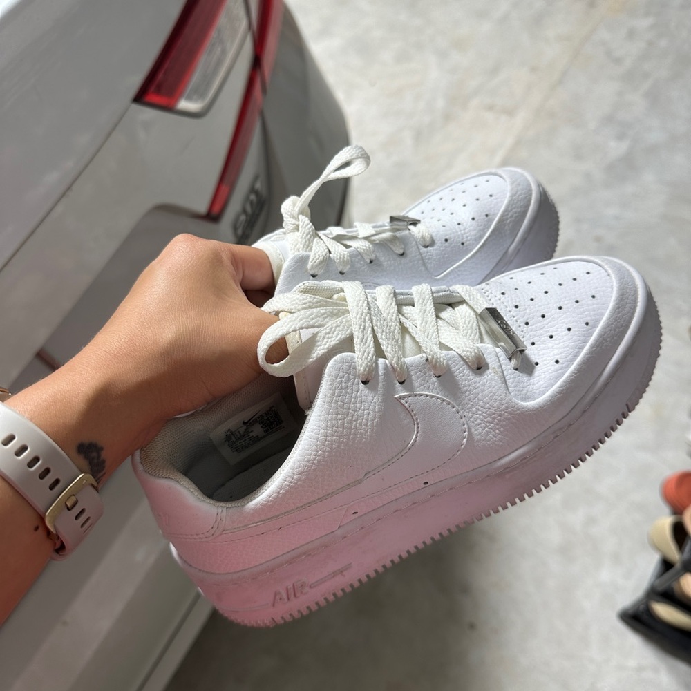 Nike White Air Force 1 Sneakers
